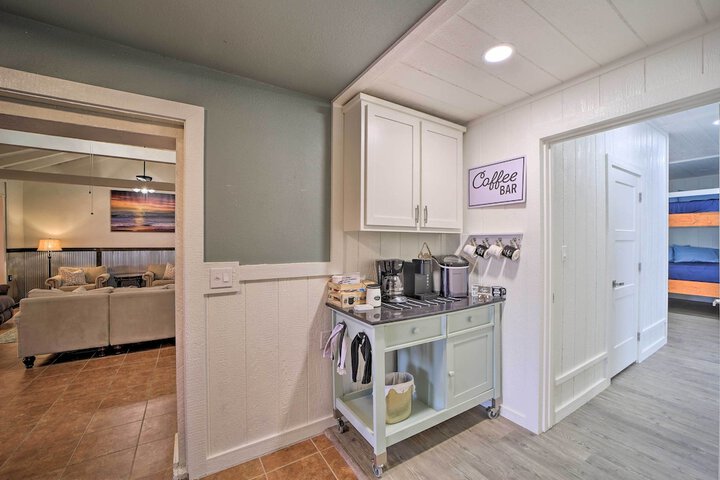 Private Beach: Waterfront Disney Getaway!