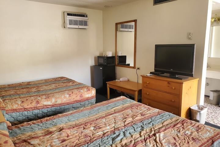Room 16 of 37