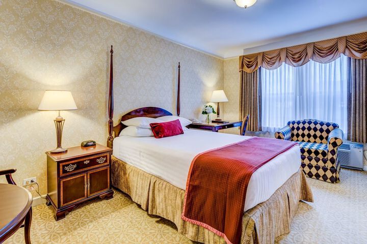 Room 16 of 34