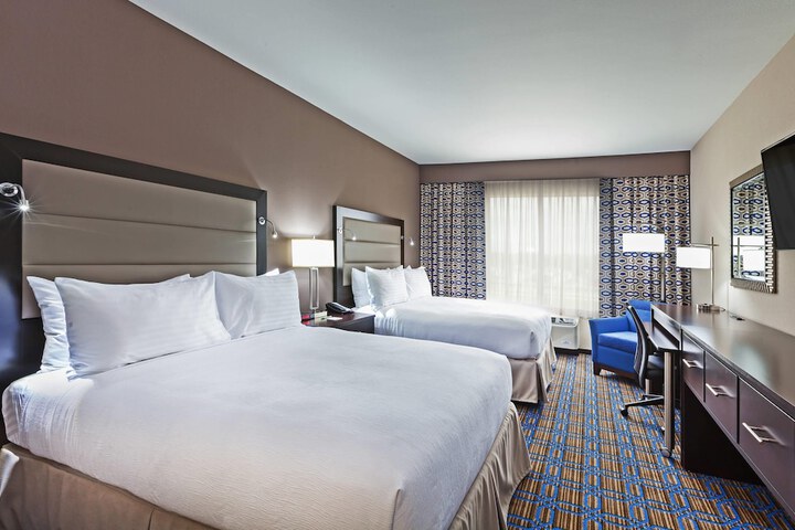 Clarion Hotel The Colony - Plano West