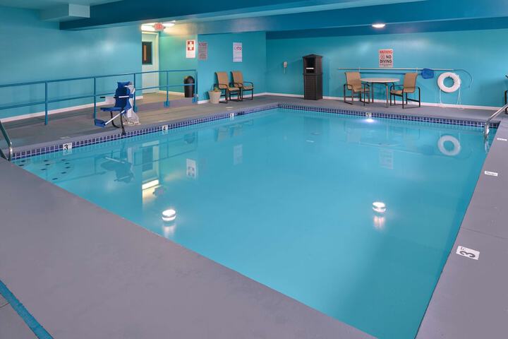 Pool 4 of 42