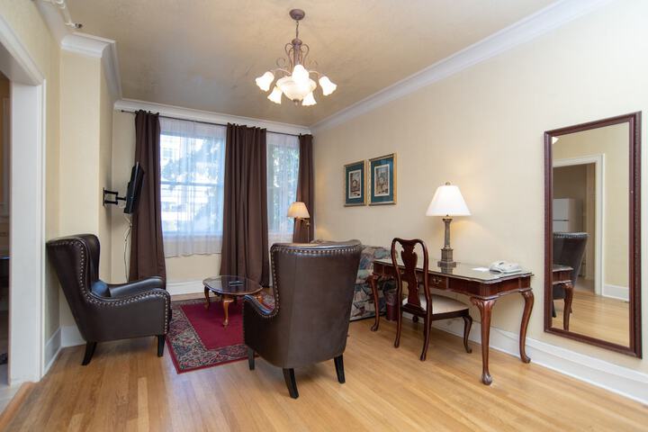 Room 14 of 40