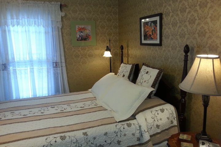 Room 14 of 28