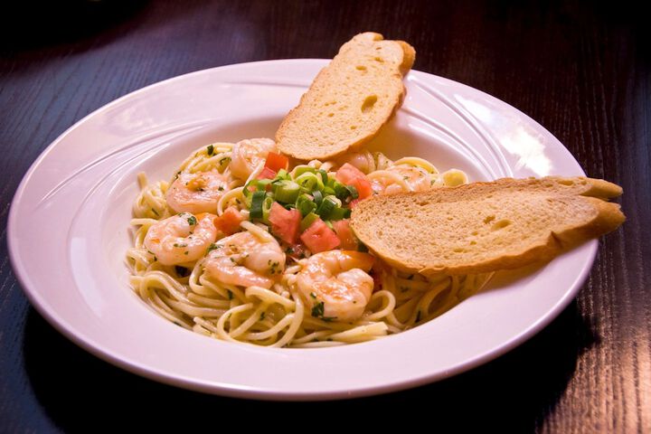 Dining 54 of 68