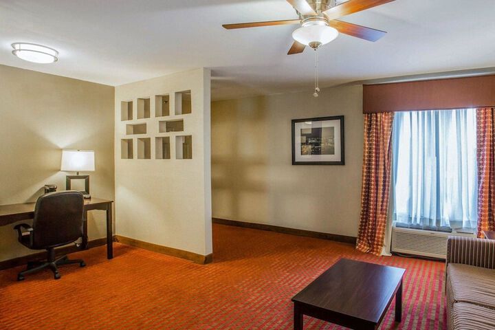 Room 21 of 51