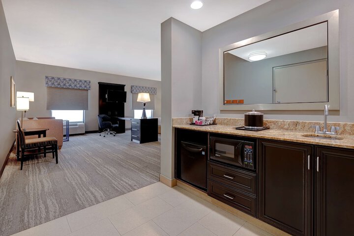 Room 18 of 46