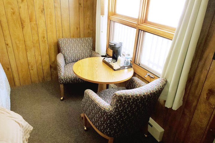 Room 31 of 114