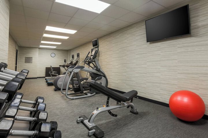 Courtyard by Marriott Monroe Airport