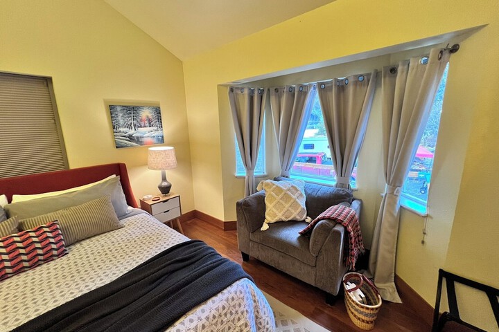 Room 79 of 123