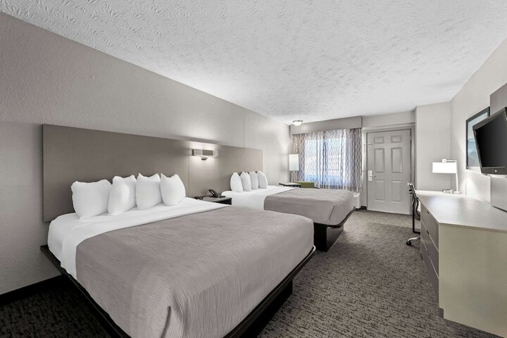 Room 40 of 55