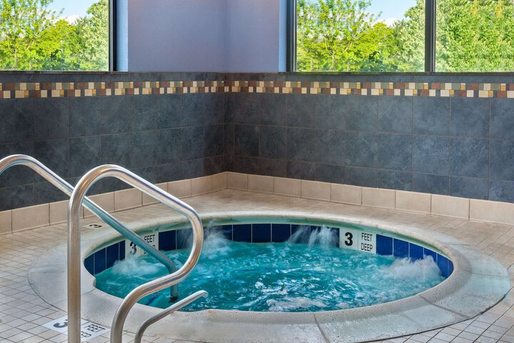 Hampton Inn & Suites Hartford / Farmington