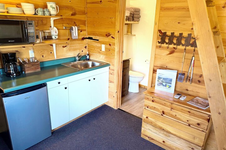 Mountain View Lodge & Cabins