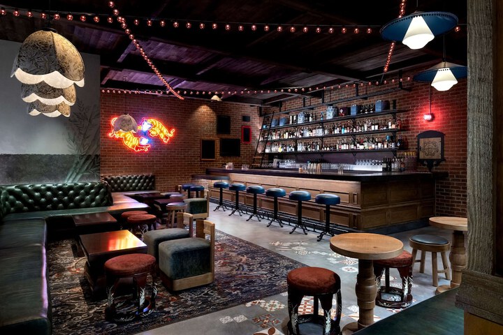 Lounge 108 of 126