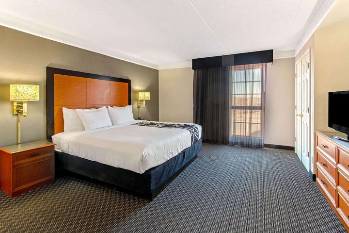 Room 12 of 29
