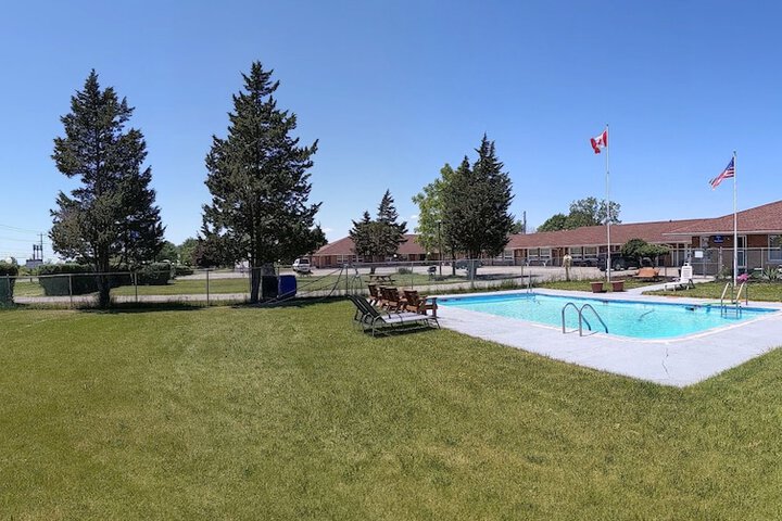 Pool 4 of 41