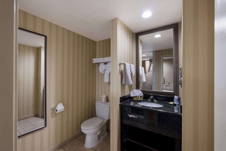 Room 21 of 78