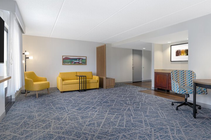 Hampton Inn & Suites Lamar