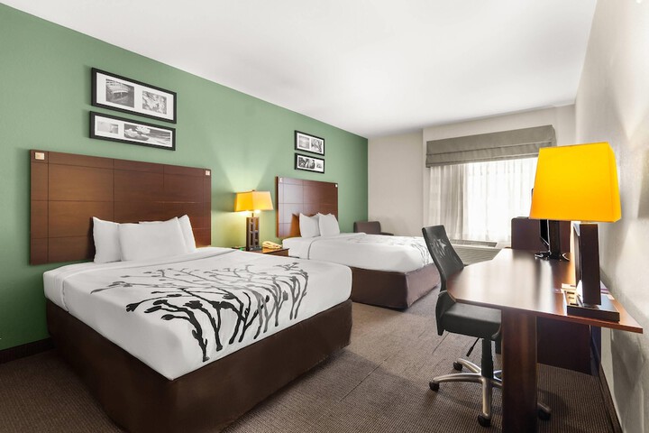 Sleep Inn & Suites Bush Intercontinental - IAH East