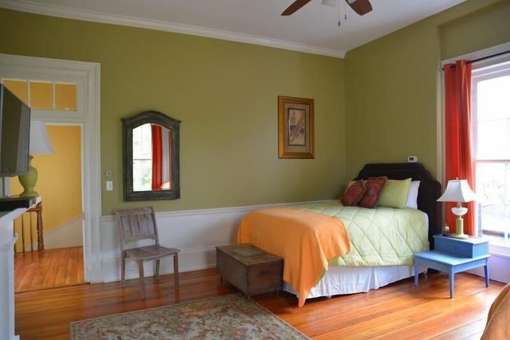 Room 7 of 20