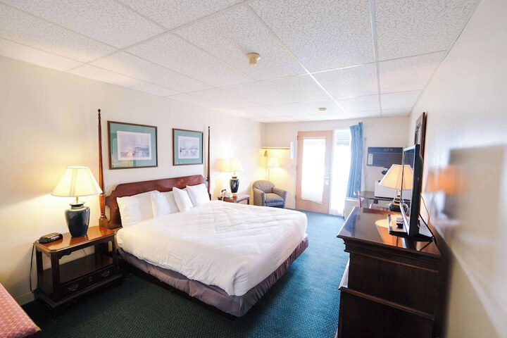 Room 46 of 159