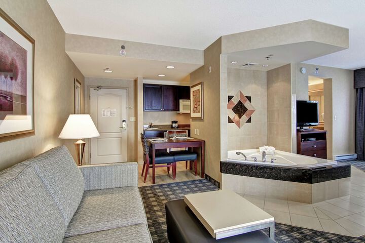 Homewood Suites by Hilton Toronto Oakville
