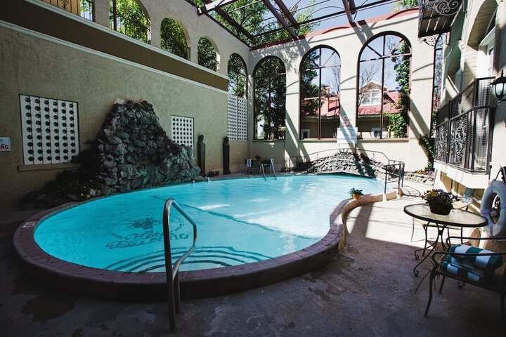 Pool 4 of 43