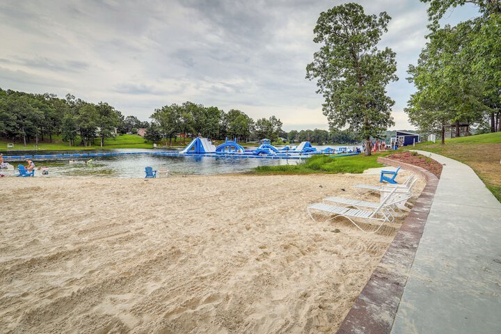 Lakefront Horseshoe Bend Home w / Boat Dock!