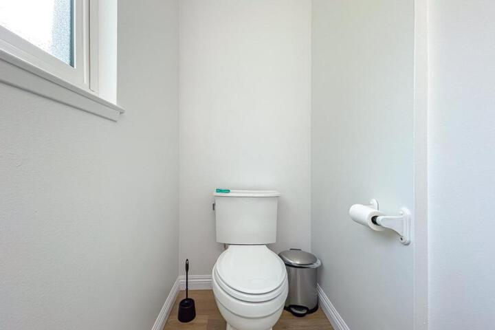 Sweet 2 bd for monthly stay! 20 mi to Disney
