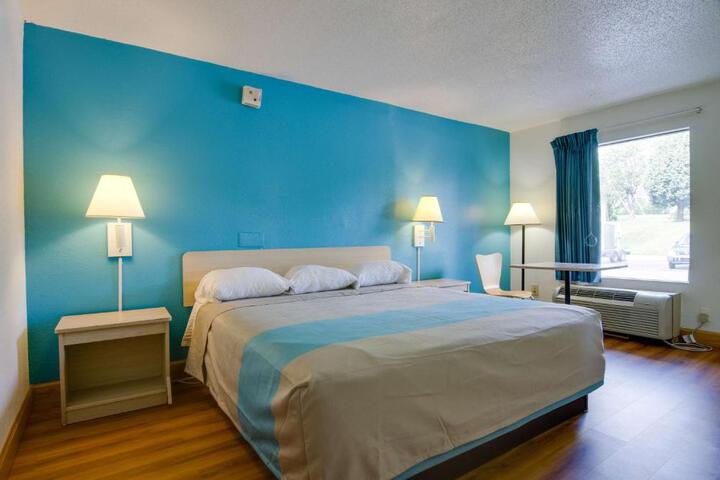 Motel 6-Atlanta GA