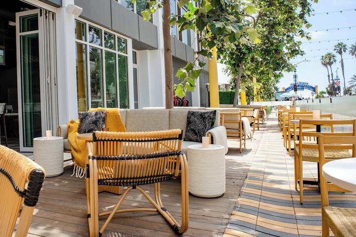 Terrace/Patio 56 of 57