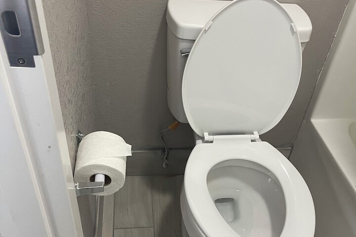 Room 14 of 18