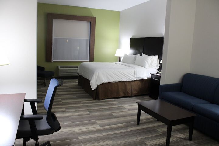 Room 20 of 32