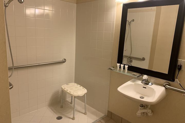 Country Inn & Suites by Radisson West Valley City, UT