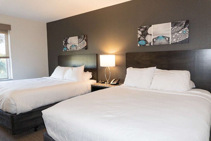 Room 15 of 27