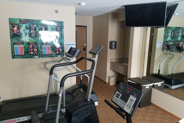Super 8 by Wyndham Chicago OHare Airport