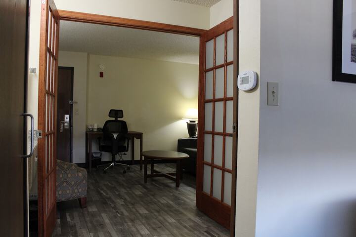Room 27 of 67
