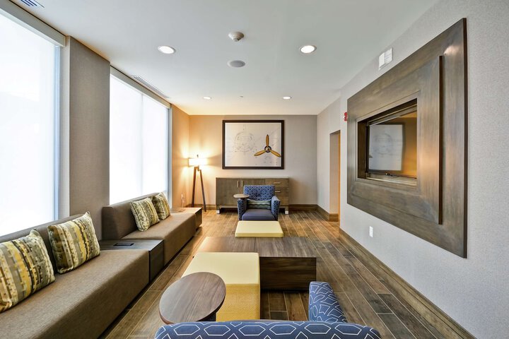 Hotel Interior 22 of 58