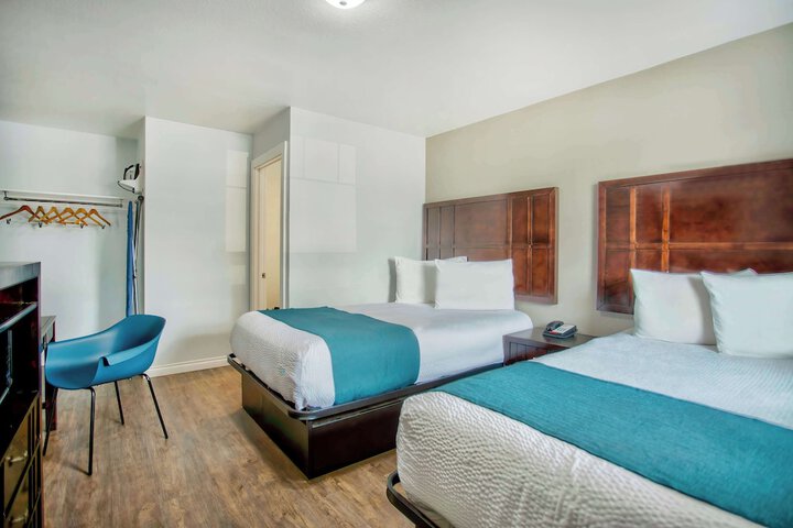 Studio 6 Suites Albany OR