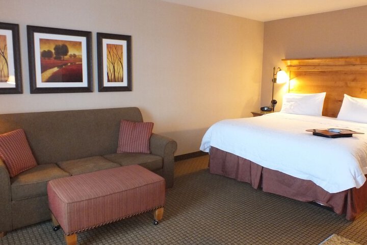 Hampton Inn & Suites Buffalo