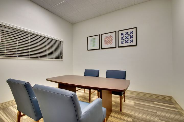 Holiday Inn Express & Suites Laurel by IHG