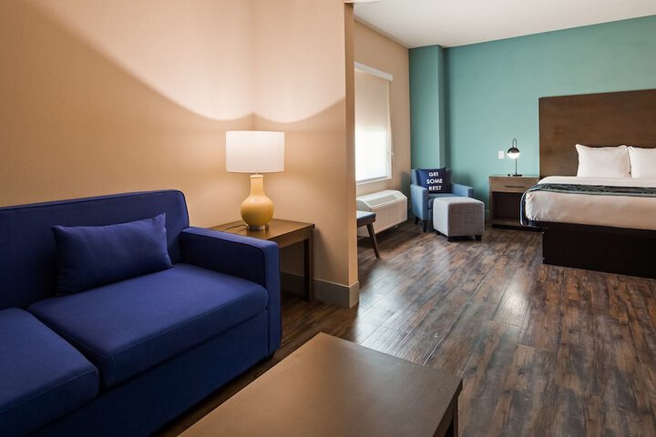 Best Western Plus New Barstow Inn & Suites