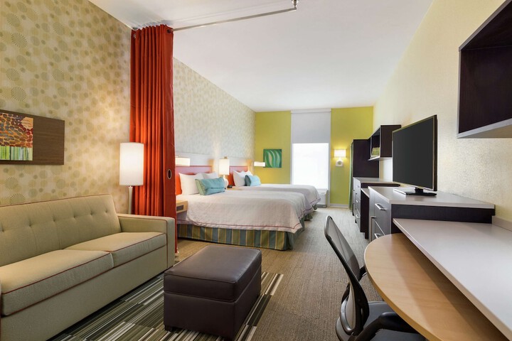 Room 18 of 38