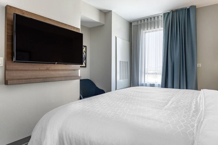 Staybridge Suites Dallas Grand Prairie by IHG