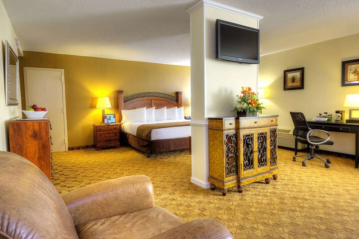 Room 16 of 41