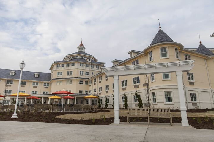 Cedar Points Hotel Breakers
