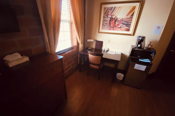 Room 7 of 52