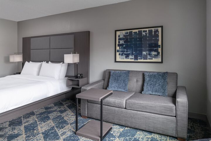 Room 15 of 27
