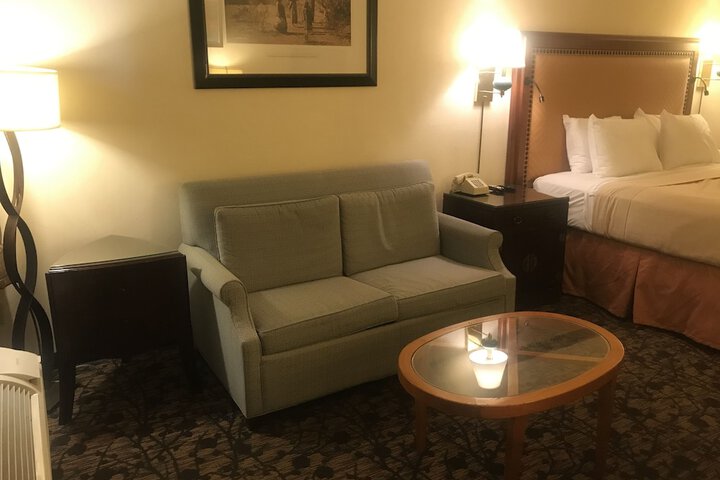 Travelers Inn & Suites