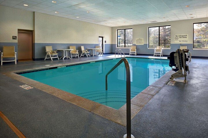 Pool 12 of 37
