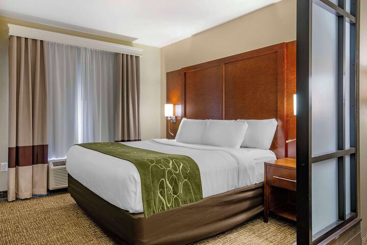 Comfort Suites Helena Airport